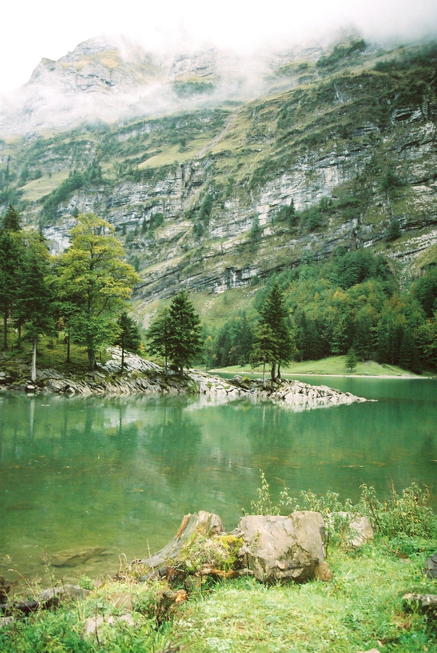 lake-1367520-639x954