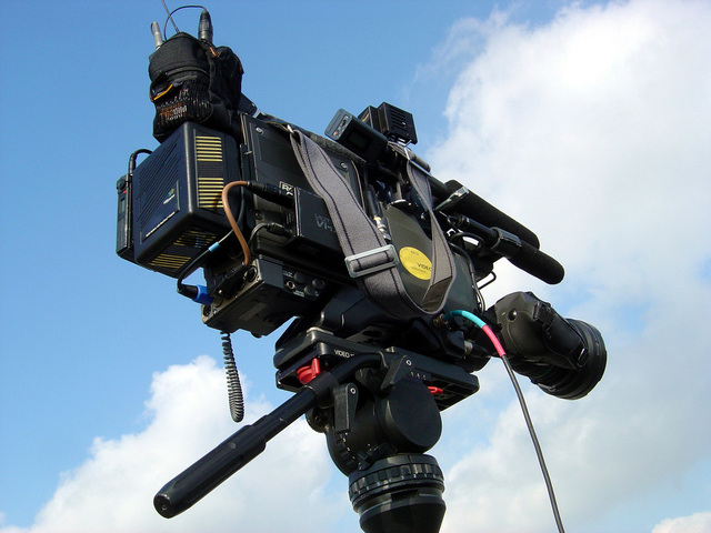 news-camera-1317141-640x480
