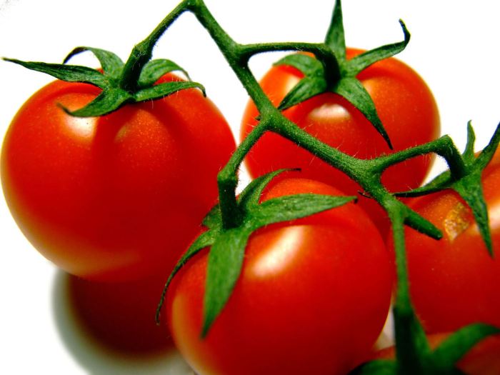 cocktail-tomatos-1056126-1280x960