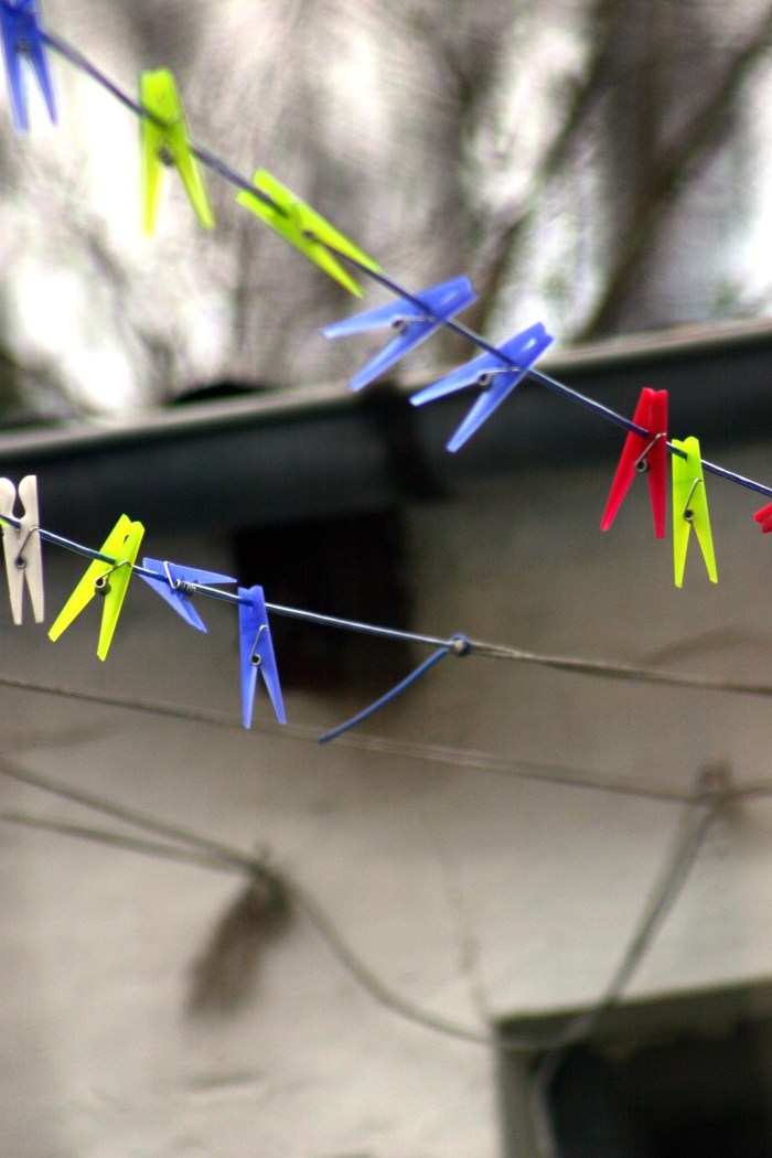 clothes-pegs-1480463-1600x2400